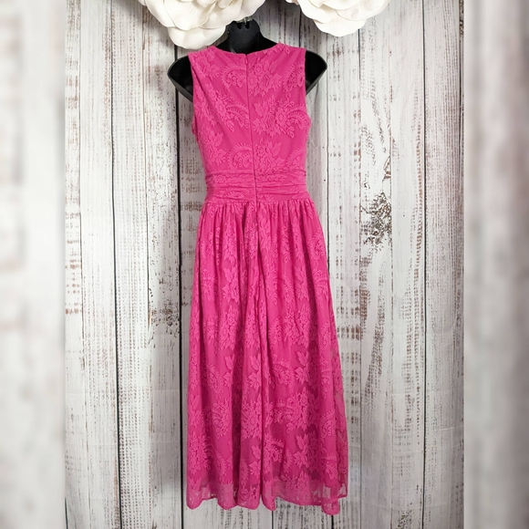 Newport News Pink Lace Midi Dress - Picture 2 of 12